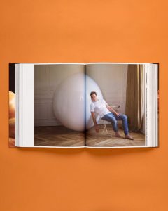 LOEWE 2024 10th ANNIVERSARY BOOK INSIDE sRGB CROPPED 4X5 00002 HORIZONTAL 819x1024