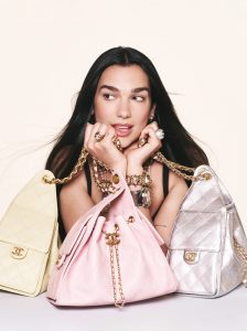 The CHANEL 25 handbag ad campaign Photograph by David Sims 1a